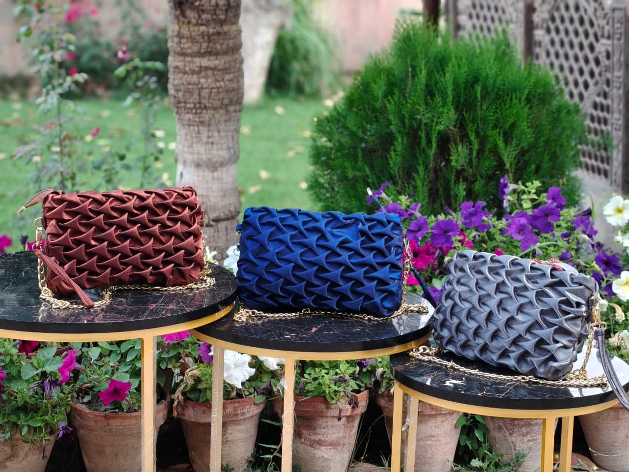 Auressa stylish fancy chain handbags